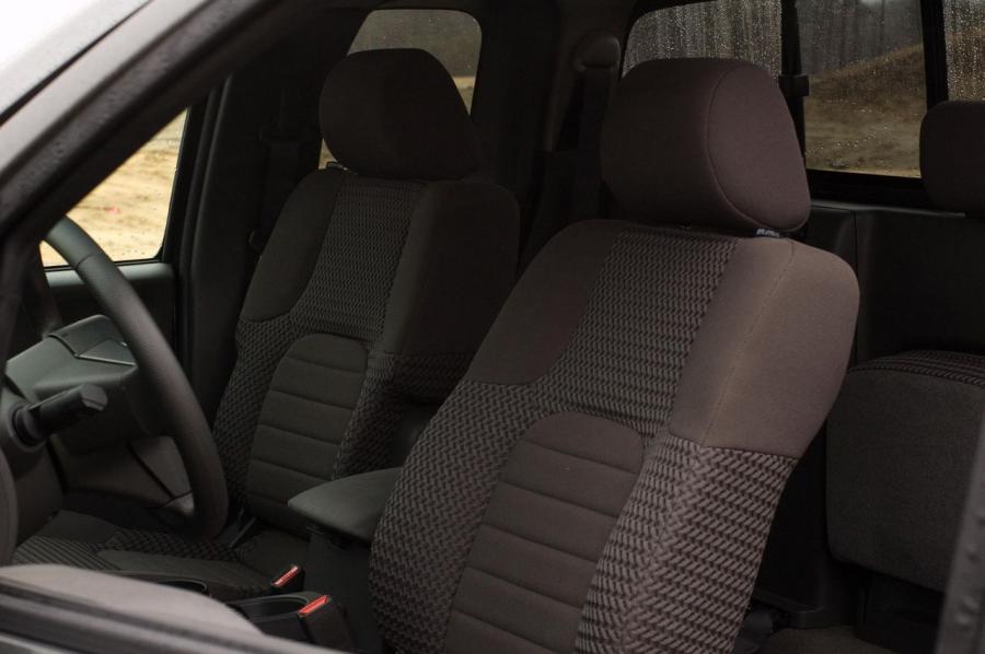  Nissan Frontier 2009 года  (фото 33 из 65)